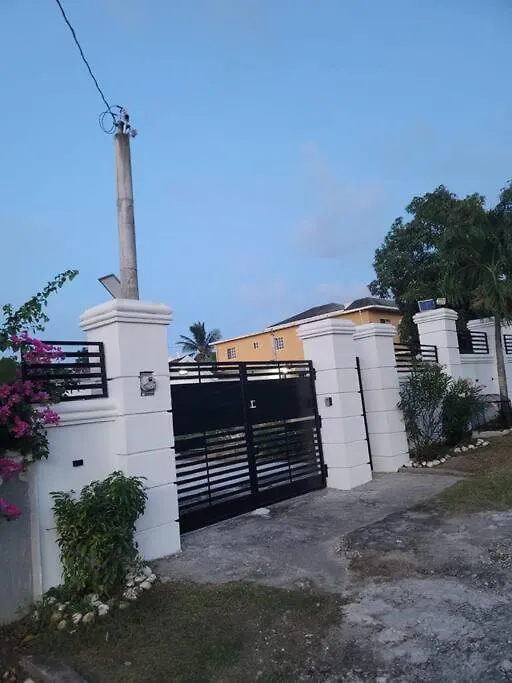 Gated 3 Bedroom In Tower Isle Jamaica
